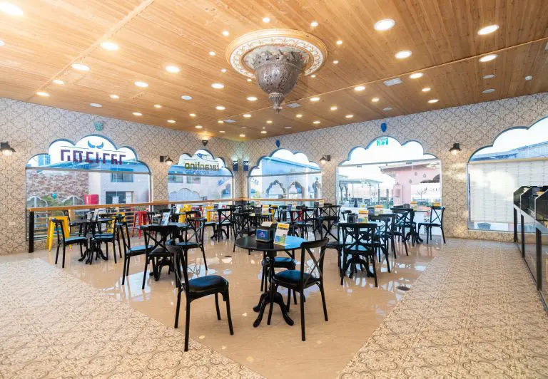 מסעדה בקרבת קמפ סהרה